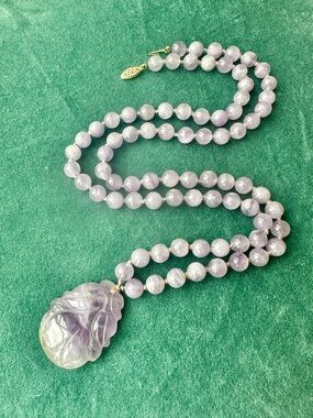 VTG Purple Amethyst Bead 14k Gold Clasp Necklace Hand Knot Prayer Fruit Pendant